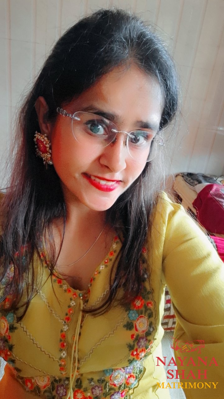 Dr shruti Santoshbhai Raval