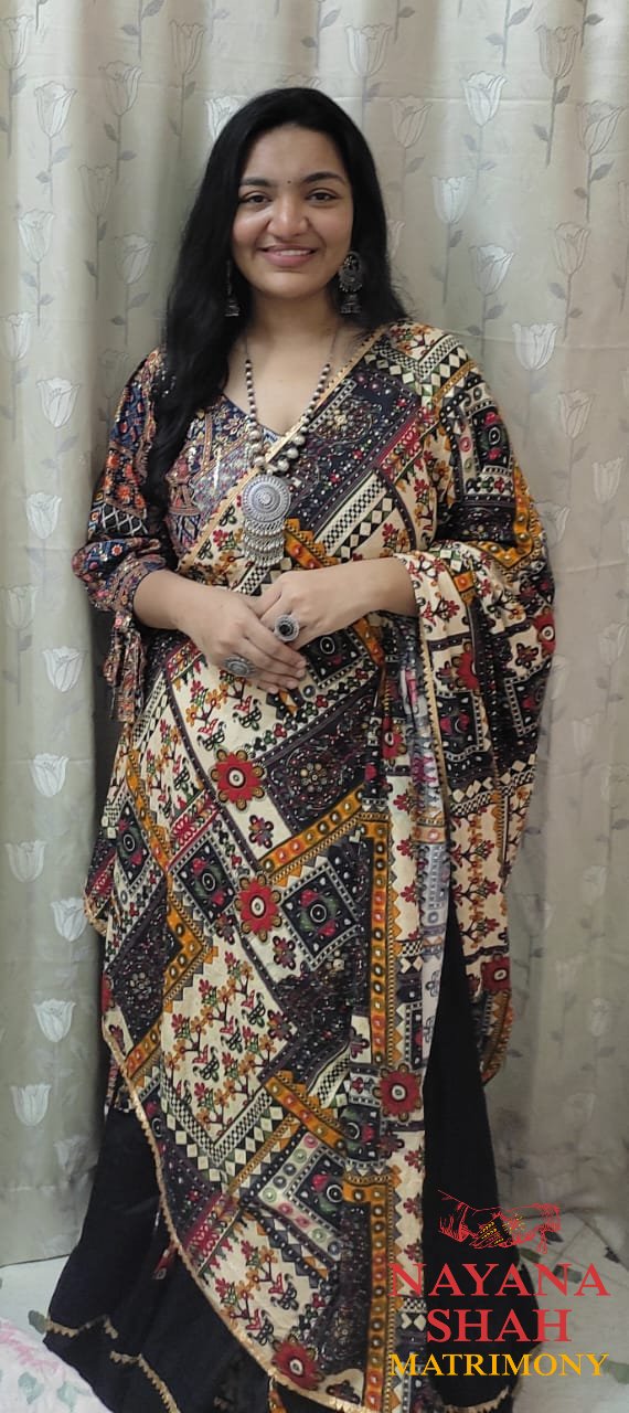 DR STUTI SHAH